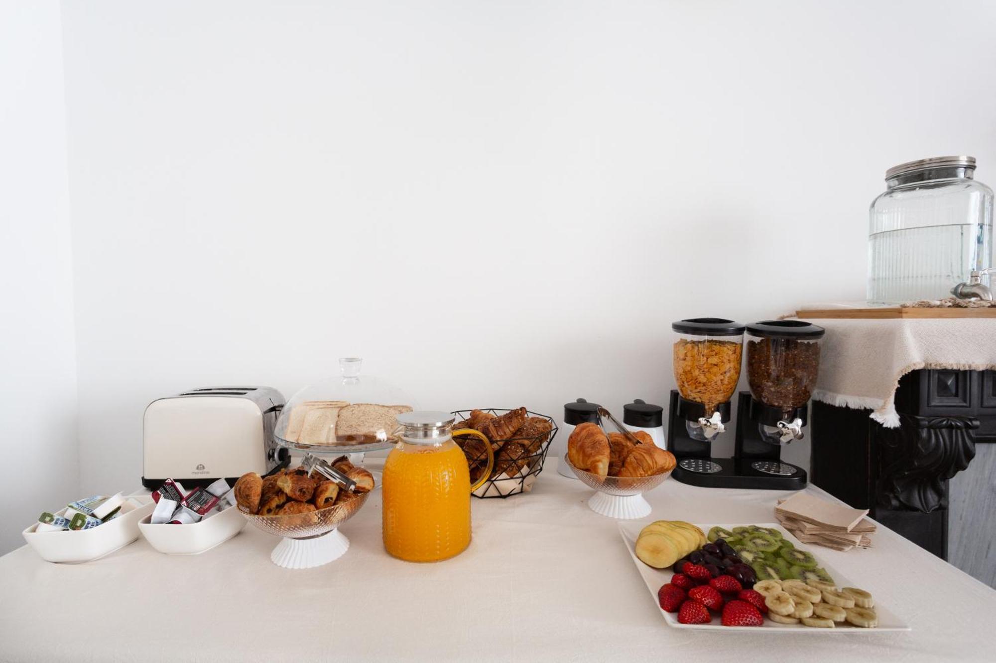 Divino Hotel Boutique Sitges Esterno foto